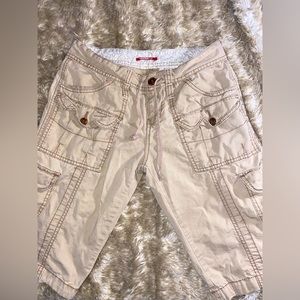 Union bay cargo shorts. Size: 3